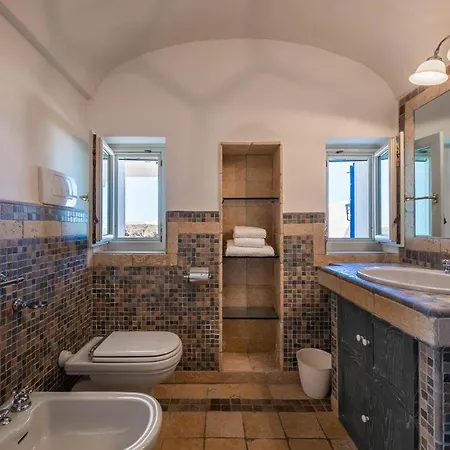 Вилла La Porta Del Mare *