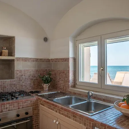 Вилла La Porta Del Mare *